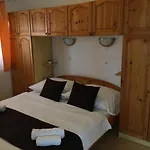 Central Apartments Апартаменты