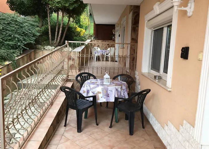 Central Apartments Apartment