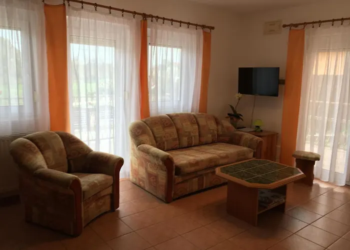 Central Apartments Apartment